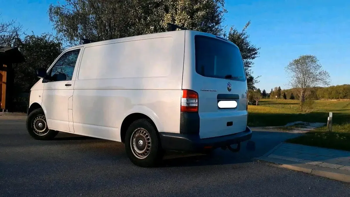Używany VW Transporter 102 KM (75 kW) 2010 Biały Van