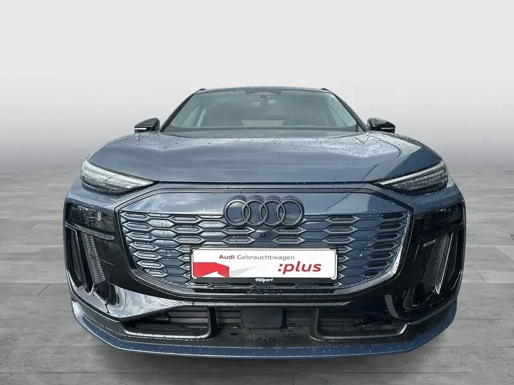 Gebraucht Audi Q6 e-tron S-Line 284 kW (387 PS) 2025 Plasmablau metallic SUV