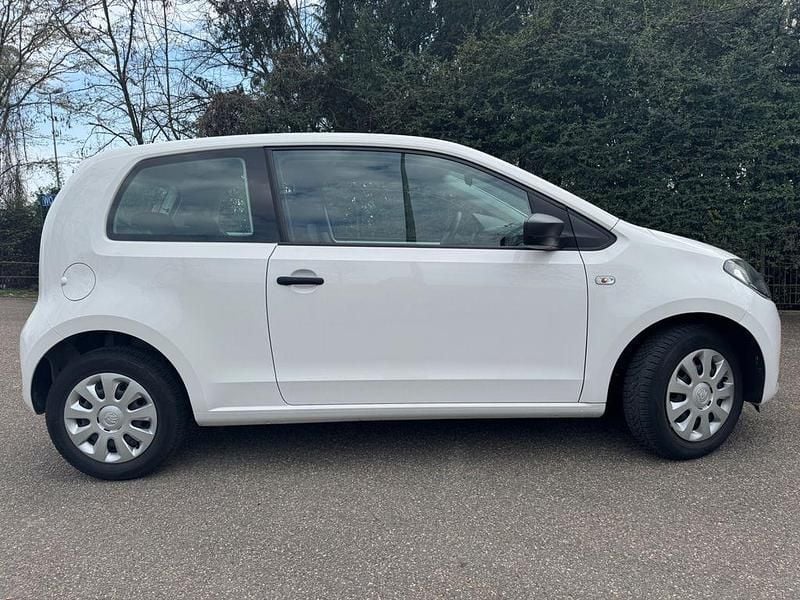 Gebraucht Skoda Citigo Active 60 PS (44 kW) 2014 Weiß Kleinwagen