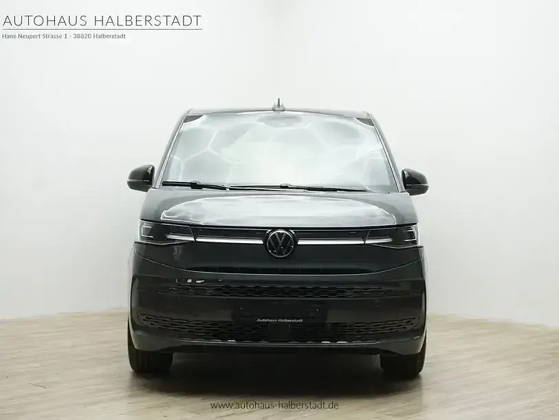 Usata VW Multivan Style 150 CV (110 kW) 2025 Grigio Monovolume