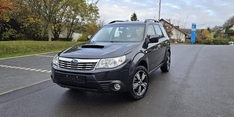 Schwarz Gebraucht 2008 Subaru Forester SUV | 10.550 € - Bild 1/4