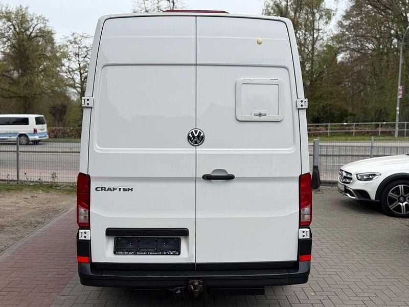 Second-hand VW Crafter 140 CP (102 kW) 2018 Alb Van
