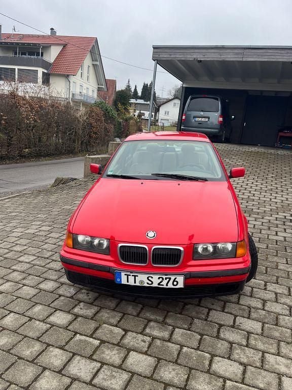 Usado BMW 316 102 HP (75 kW) 1997 Vermelho Sedan