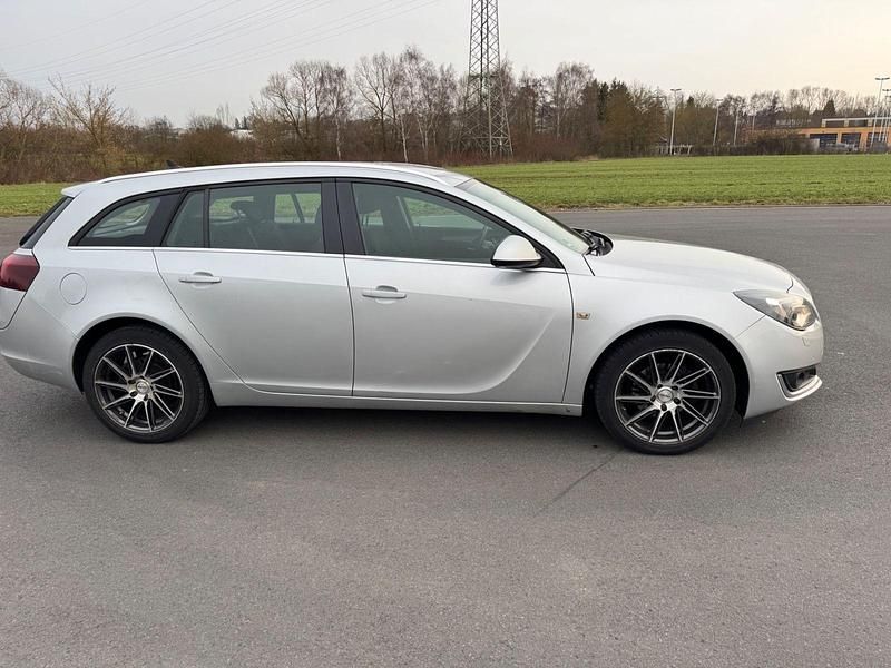 Gebraucht Opel Insignia 136 PS (100 kW) 2016 Silber Kombi