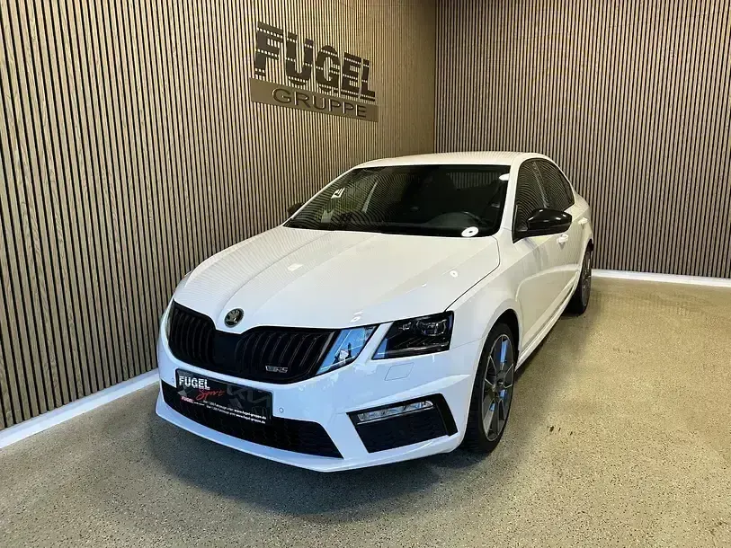 Gebraucht Skoda Octavia RS 245 PS (180 kW) 2019 Candyweiss Limousine