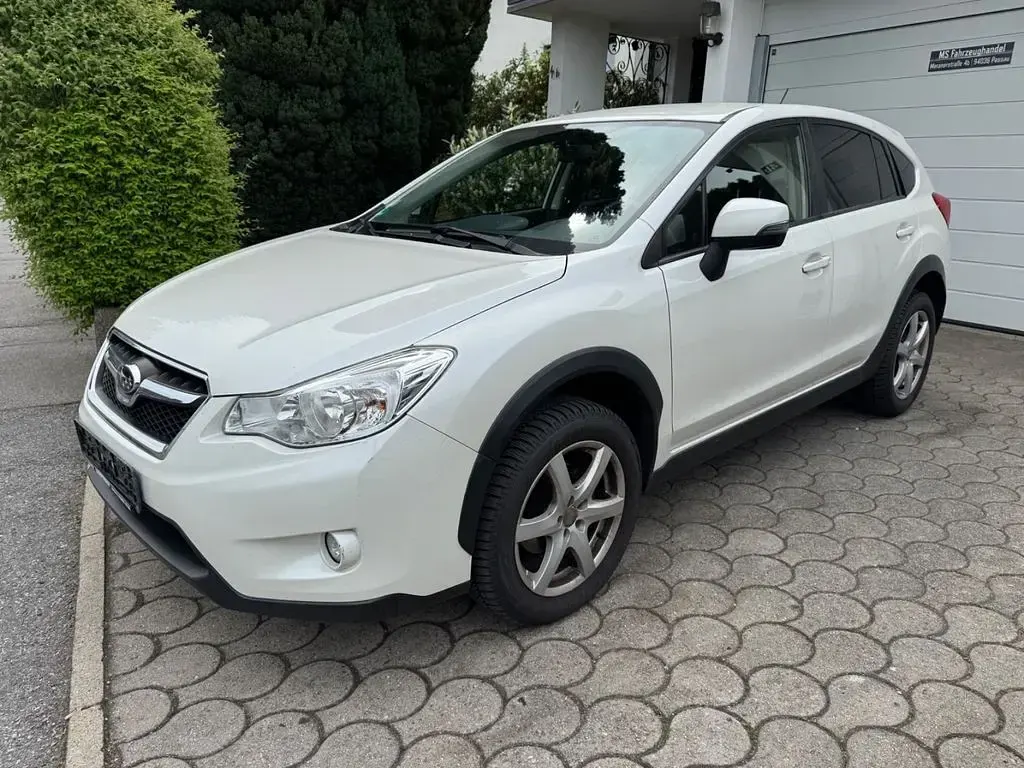 Gebraucht Subaru XV 114 PS (83 kW) 2013 Weiß SUV