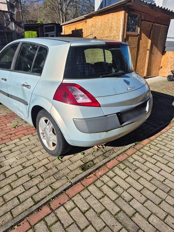 Occasion Renault Mégane II 130 ch (95 kW) 2002 Argent Citadine