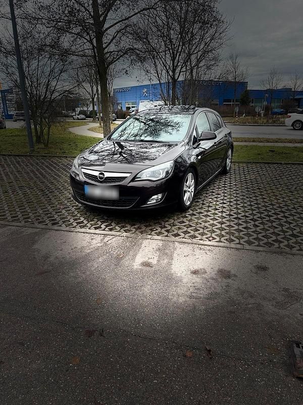 Gebraucht Opel Astra OPC 165 PS (121 kW) 2012 Braun Kleinwagen