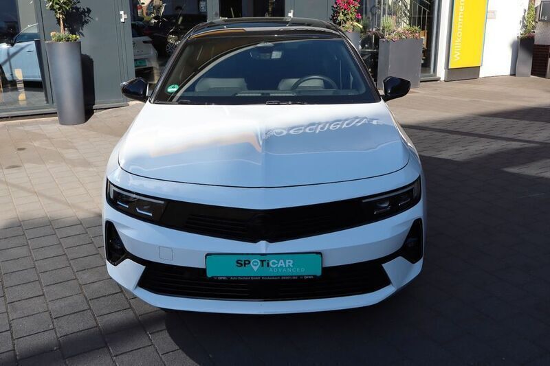 Gebraucht Opel Astra Ultimate 131 PS (96 kW) 2022 Jade weiss Kleinwagen