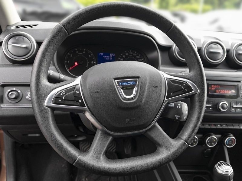 Gebraucht Dacia Duster Comfort 101 PS (74 kW) 2020 Orange SUV