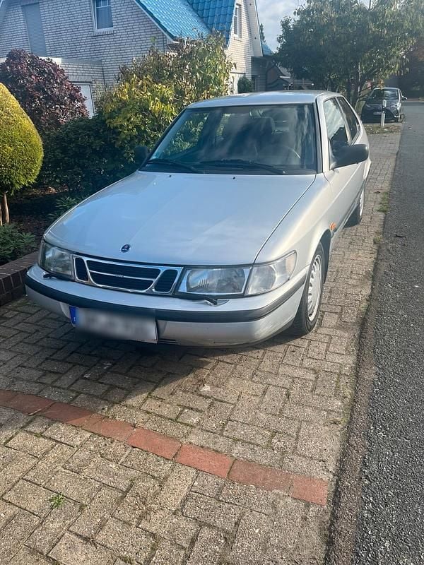 Gebraucht Saab 900 131 PS (96 kW) 1998 Silber Coupé