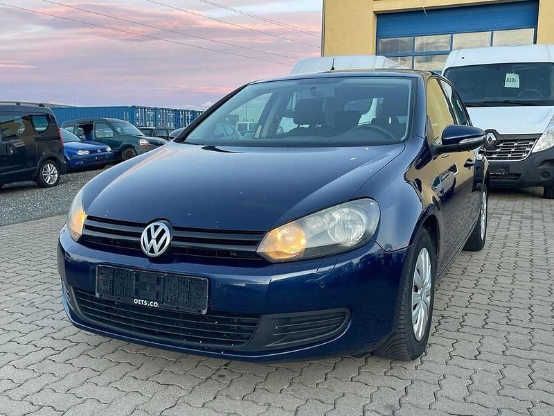 Gebraucht VW Golf VI Trendline 105 PS (77 kW) 2011 Blau Kleinwagen