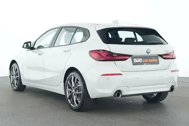 Używany BMW 120 Advantage 178 KM (130 kW) 2023 Biały Hatchback