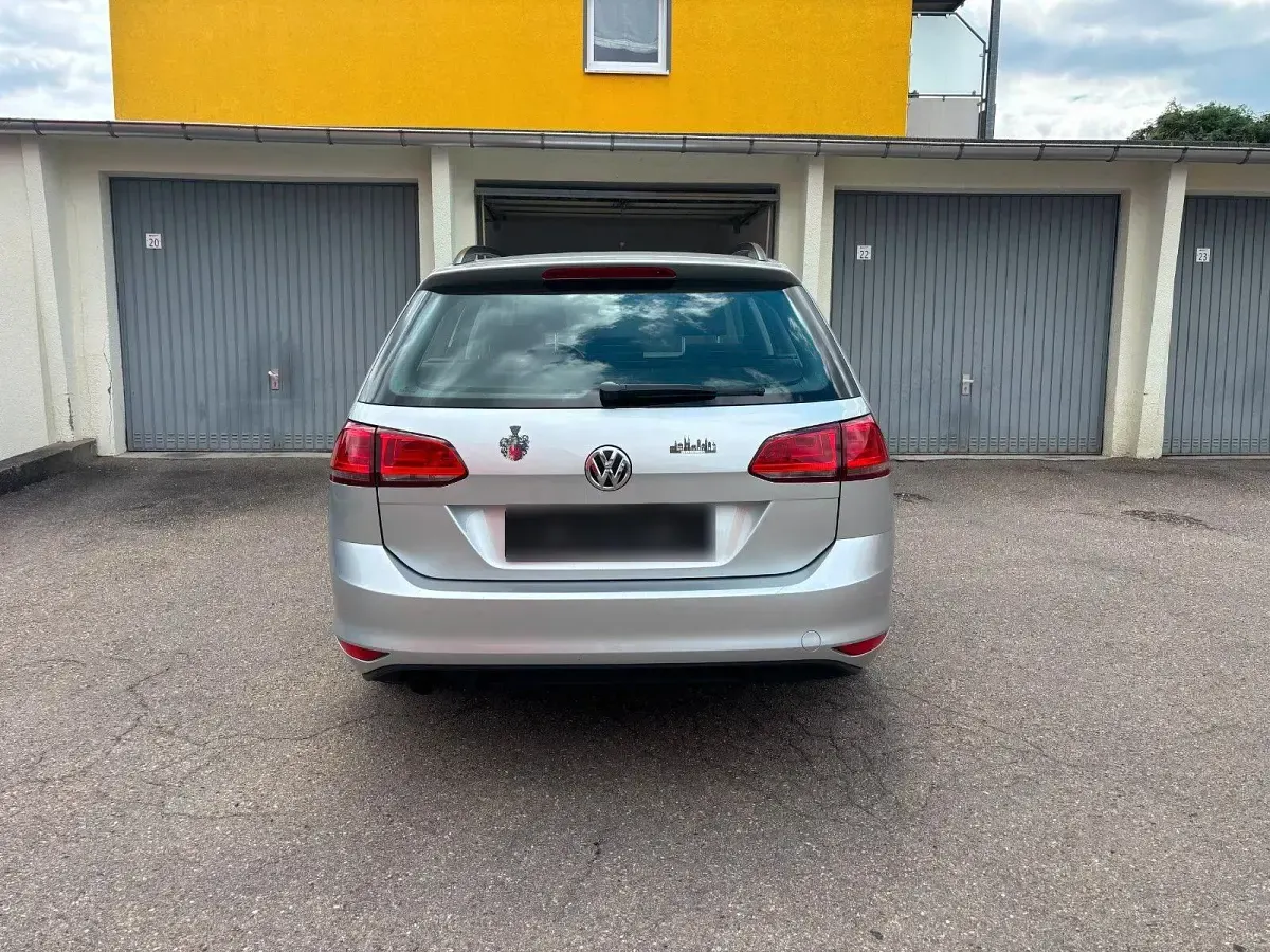Gebraucht VW Golf VII Trendline 105 PS (77 kW) 2013 Silber Kombi