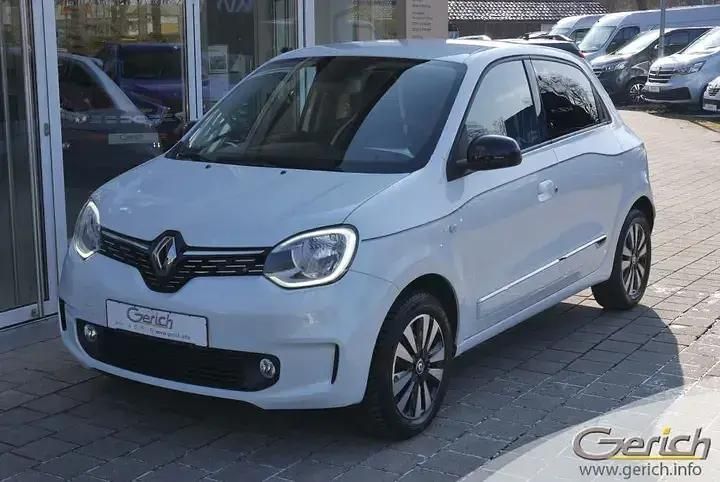 Gebraucht Renault Twingo Techno 60 kW (82 PS) 2023 Quarzweiß metallic Kleinwagen