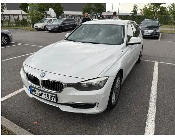 Gebraucht BMW 318 Luxury Line 143 PS (105 kW) 2013 Weiß Kombi