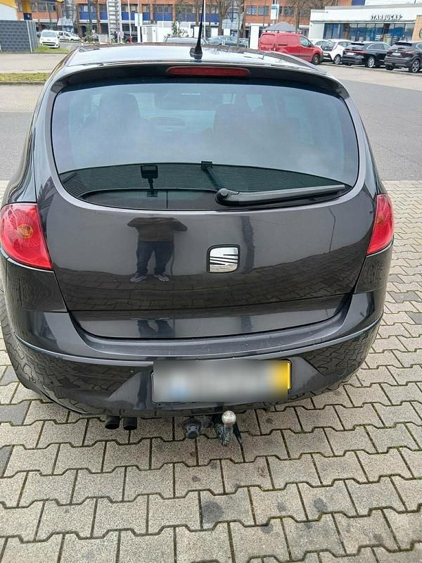 Second-hand Seat Altea 140 CP (102 kW) 2004 Negru Monovolum