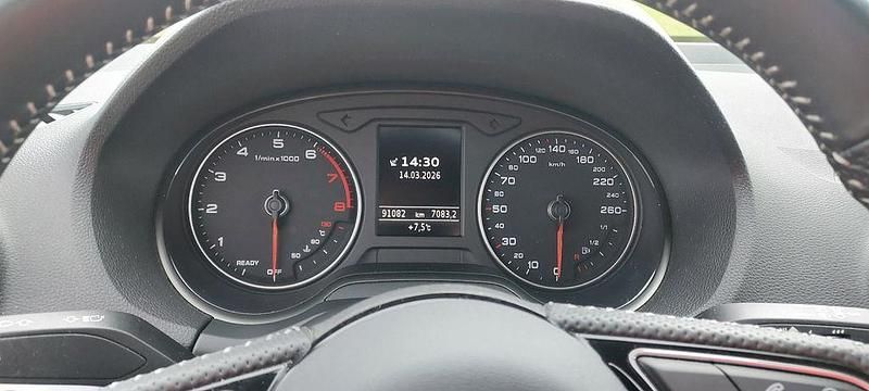 Gebraucht Audi Q2 Sport 150 PS (110 kW) 2019 Schwarz SUV