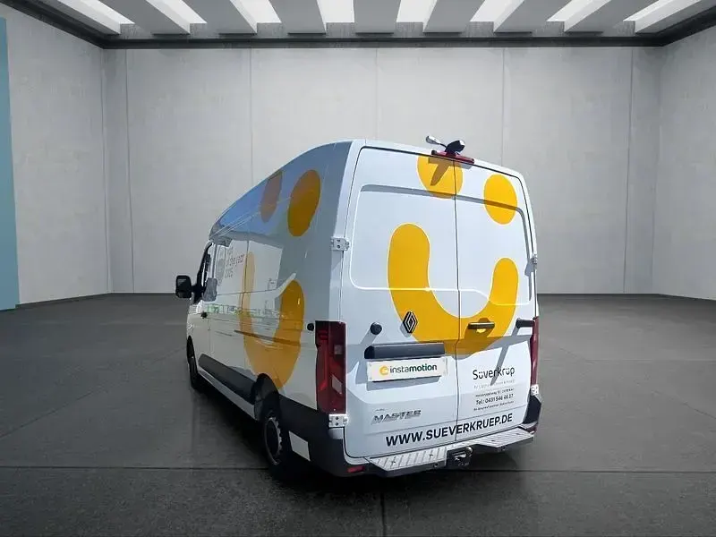 Gebraucht Renault Master 150 PS (110 kW) 2024 Weiß Van / Kleinbus
