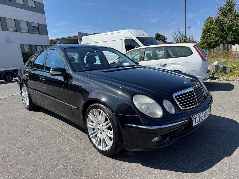 Gebraucht Mercedes E500 306 PS (225 kW) 2005 Schwarz Limousine