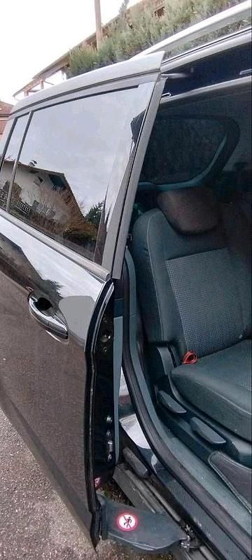 Gebraucht Ford Grand C-Max 125 PS (91 kW) 2011 Schwarz Van / Kleinbus