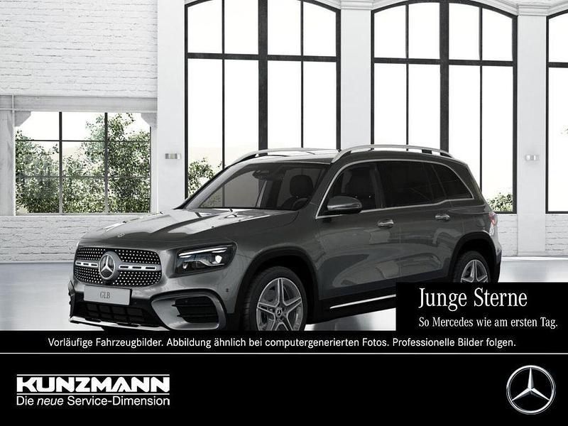 Mountaingrau metallic Gebraucht 2024 Mercedes GLB200 AMG SUV | 42.120 € (Fairer Preis) - Bild 1/4