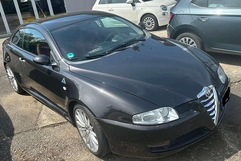 Schwarz Gebraucht 2005 Alfa Romeo GT Coupé | 1.500 € (Etwas zu teuer) - Bild 1/4