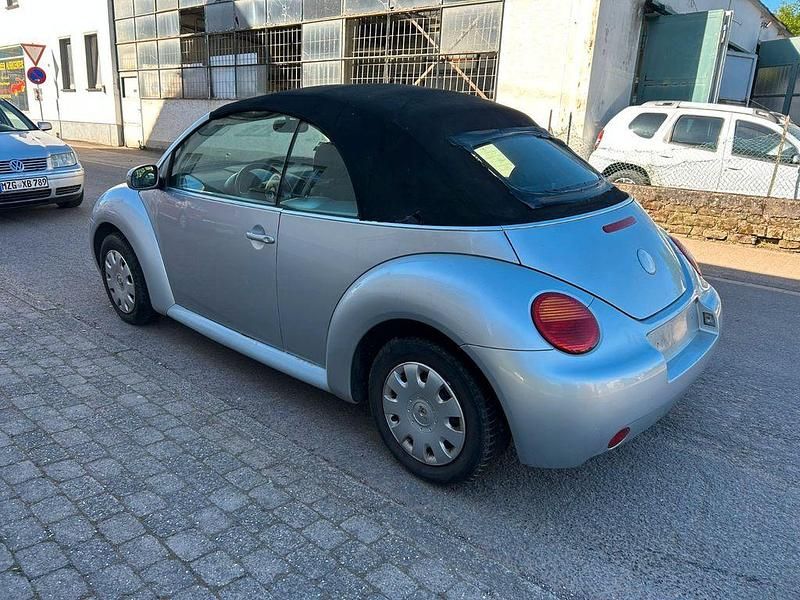 Gebraucht VW New Beetle Cabriolet Highline 116 PS (85 kW) 2004 Silber Cabrio