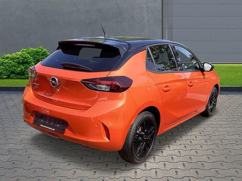 Gebraucht Opel Corsa-e Edition 100 kW (136 PS) 2021 Power orange/dynamik orange Kleinwagen