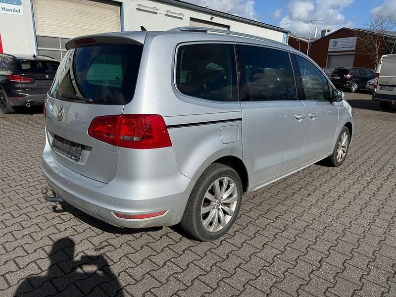 Gebraucht VW Sharan Highline 140 PS (102 kW) 2012 Silber Van / Kleinbus