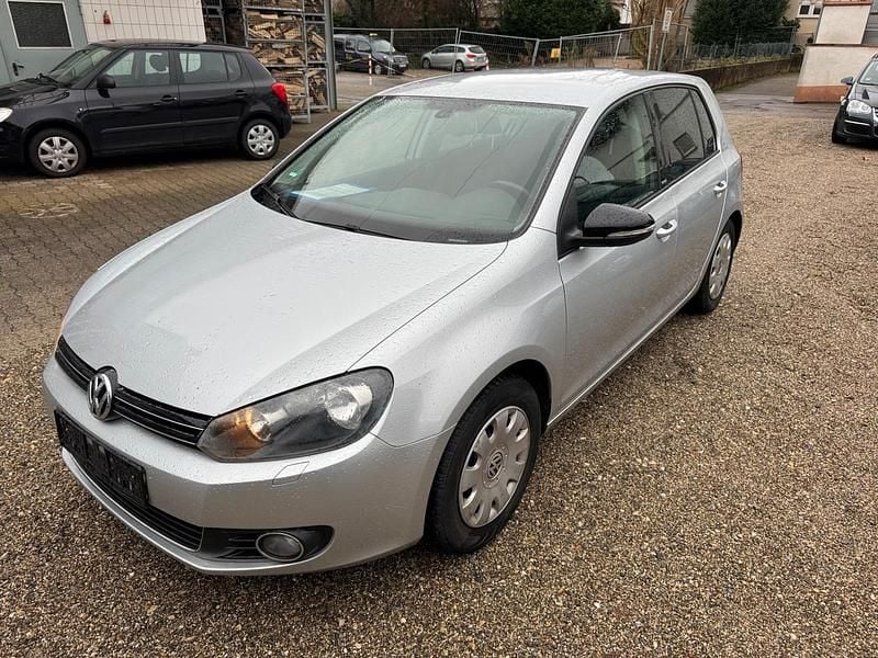 Silber Gebraucht 2011 VW Golf VI Style Kleinwagen | 6.990 € (Etwas zu teuer) - Bild 1/4