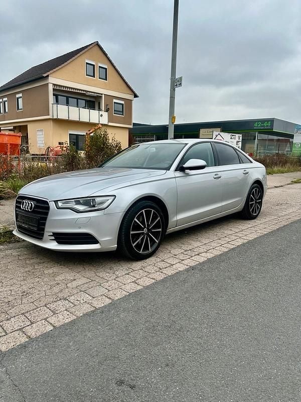 Silber Gebraucht 2012 Audi A6 Limousine | 7.499 € (Superpreis) - Bild 1/4