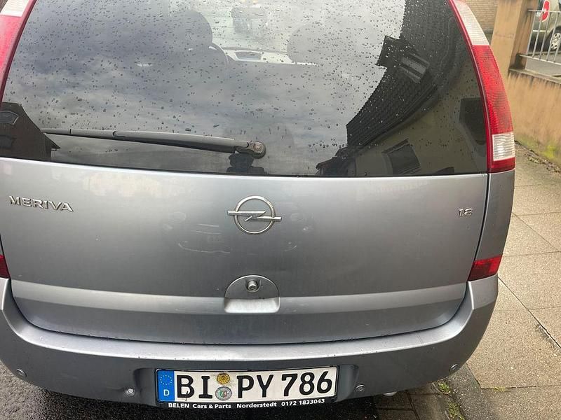 Gebraucht Opel Meriva Cosmo 125 PS (91 kW) 2004 Silber Van / Kleinbus