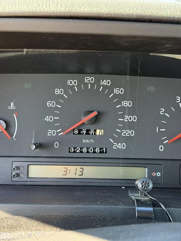 Gebraucht Volvo 850 144 PS (105 kW) 1997 Rot Kombi