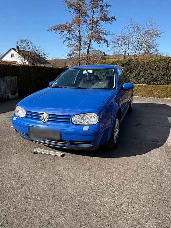 Gebraucht VW Golf IV 115 PS (84 kW) 2001 Blau Limousine