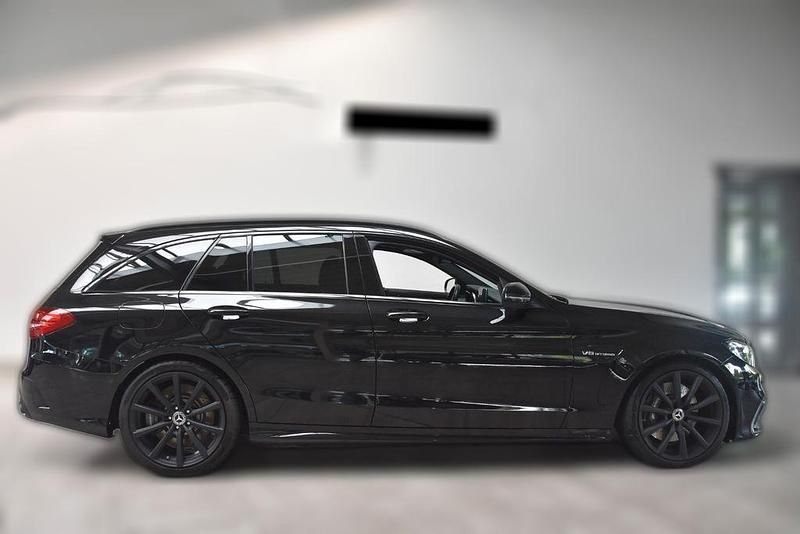 Schwarz metallic Gebraucht 2016 Mercedes C63 AMG AMG Kombi | 49.750 € - Bild 1/4
