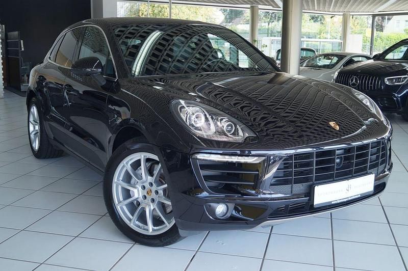 Gebraucht Porsche Macan S 258 PS (189 kW) 2014 Tiefschwarzmetallic SUV