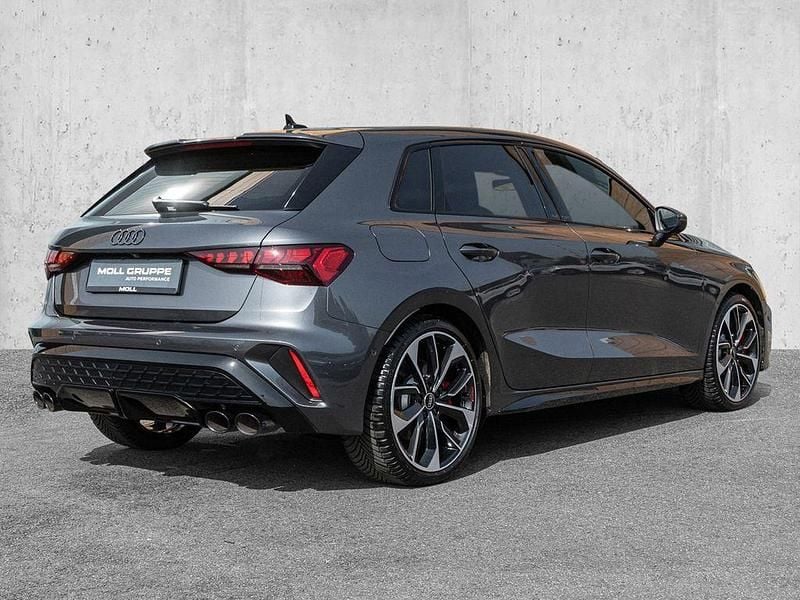 Gebraucht Audi S3 Ambiente 333 PS (244 kW) 2025 Daytonagrau perleffekt Limousine