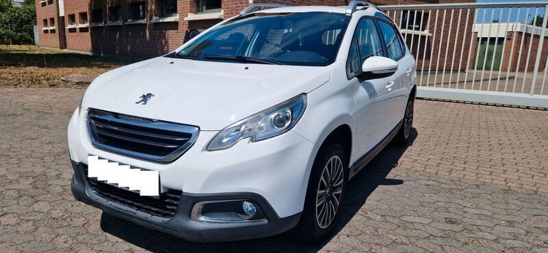 Weiß Gebraucht 2015 Peugeot 2008 Active SUV | 4.500 € (Fairer Preis) - Bild 1/4