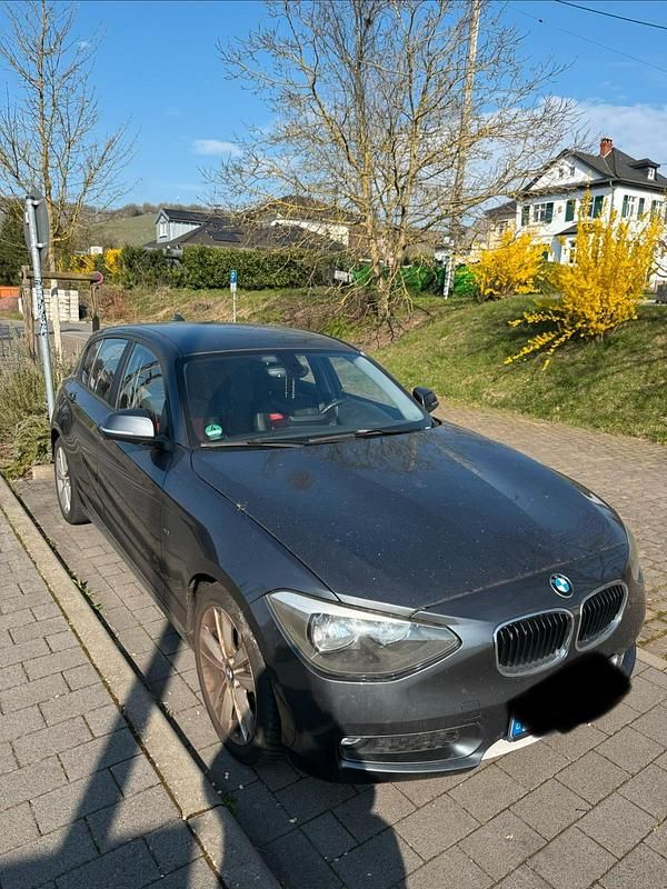 Gebraucht BMW 118 170 PS (125 kW) 2012 Grau Kleinwagen
