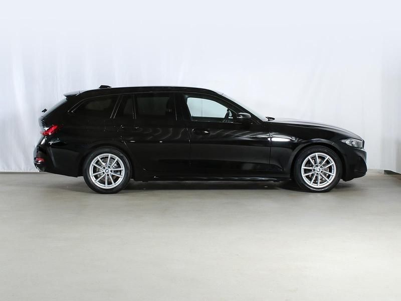 Gebraucht BMW 318 Shadowline 150 PS (110 kW) 2023 Schwarz ii Kombi