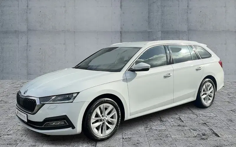 Gebraucht Skoda Octavia Style 150 PS (110 kW) 2023 Weiß Kombi