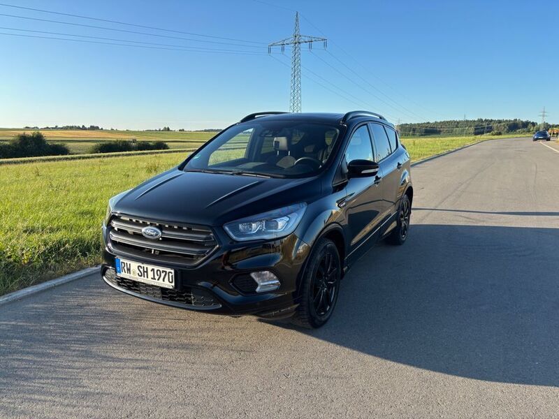 Schwarz Gebraucht 2019 Ford Kuga ST-Line SUV | 18.990 € (Fairer Preis) - Bild 1/4