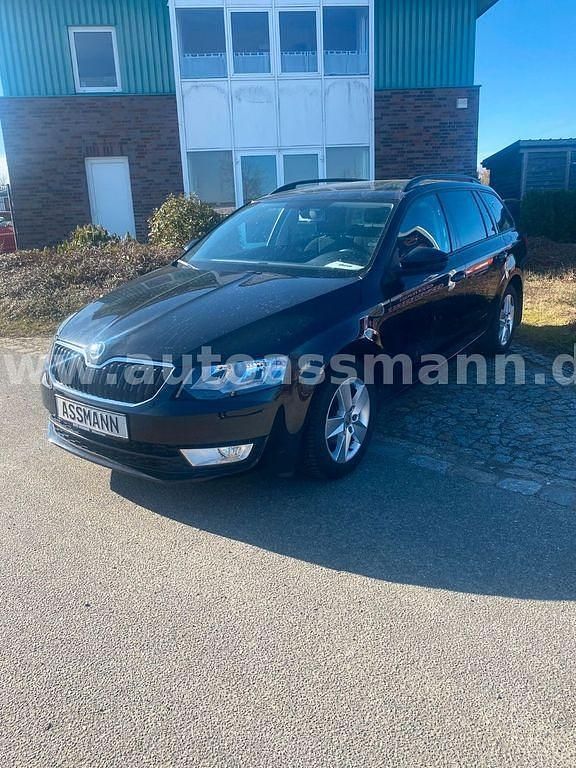Gebraucht Skoda Octavia Style 150 PS (110 kW) 2016 Schwarz Kleinwagen