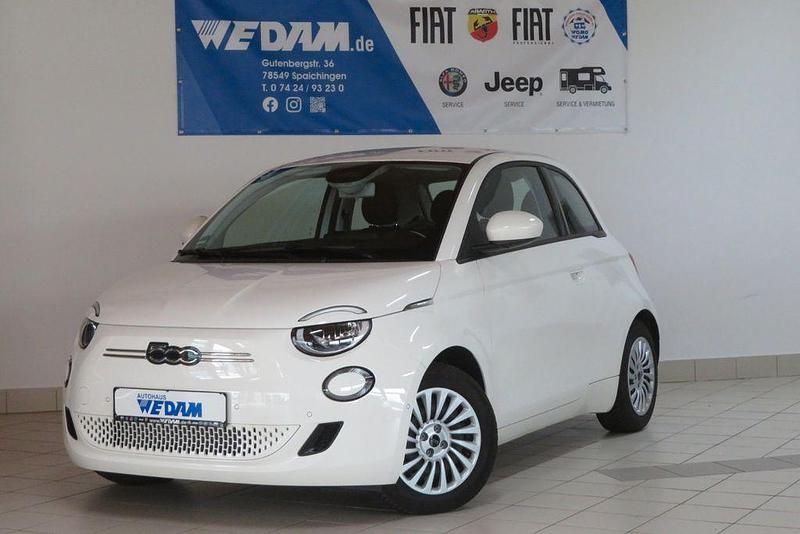 Weiß Gebraucht 2023 Fiat 500e Limousine | 21.440 € (Fairer Preis) - Bild 1/4