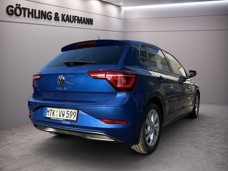 Gebraucht VW Polo Style 95 PS (69 kW) 2024 Blau Limousine