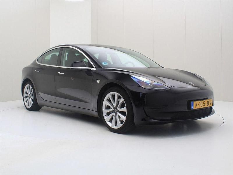 Gebraucht Tesla Model 3 Standard Range 225 kW (306 PS) 2020 Schwarz Limousine