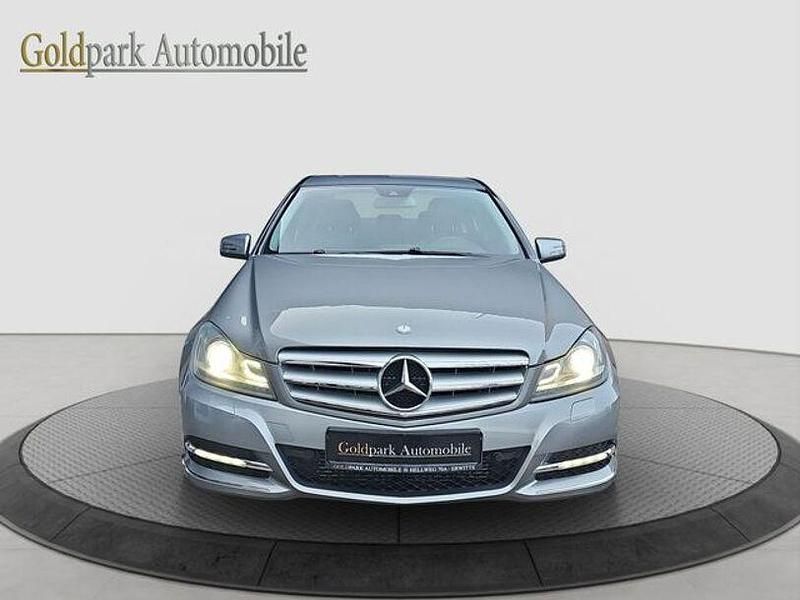Gebraucht Mercedes C250 204 PS (150 kW) 2012 Silber Limousine