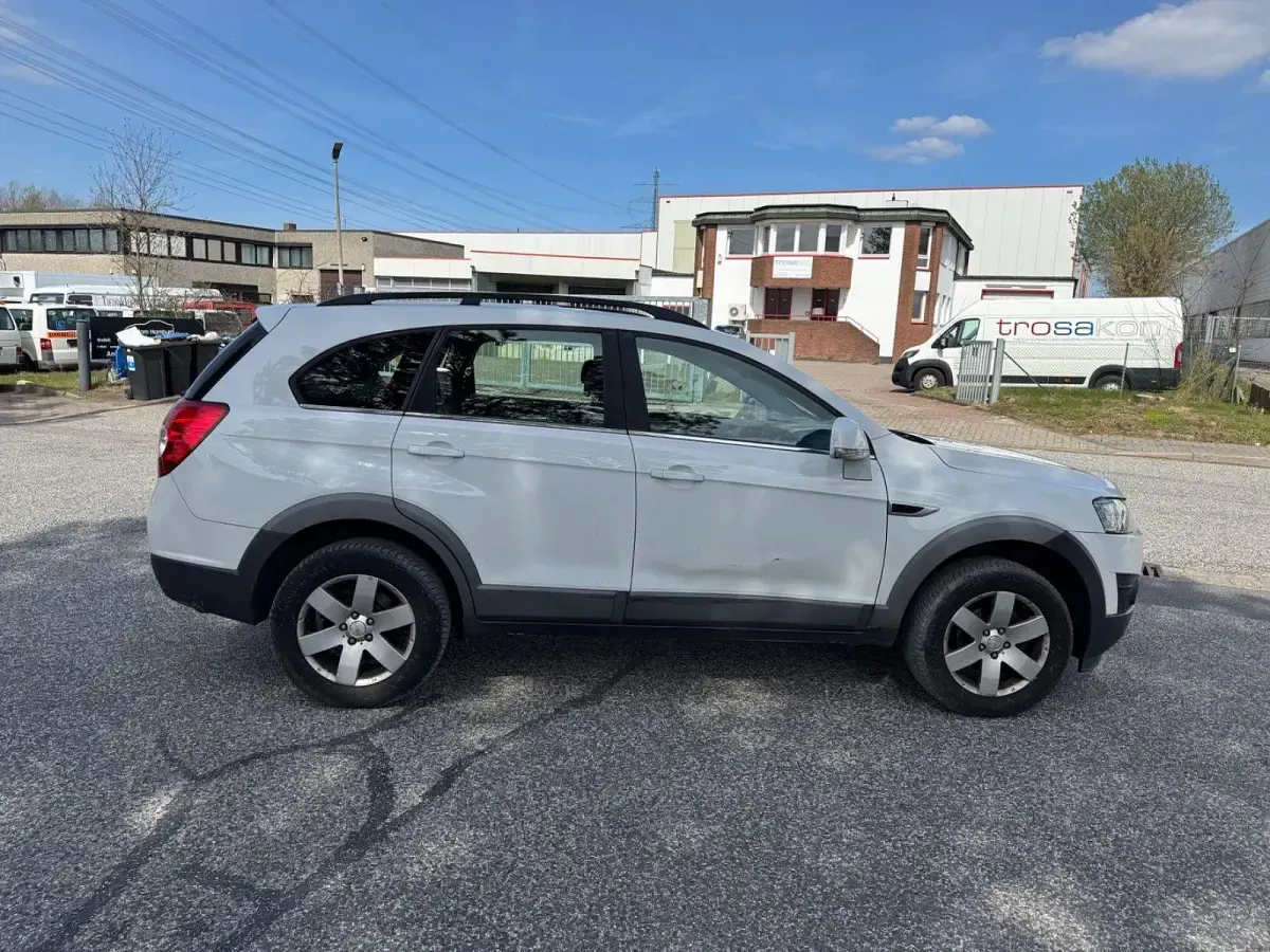 Gebraucht Chevrolet Captiva LT 167 PS (122 kW) 2013 Weiß SUV