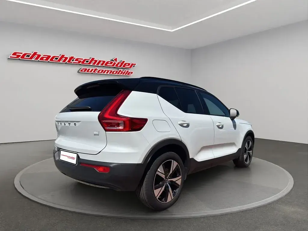 Gebraucht Volvo XC40 R-Design 211 PS (155 kW) 2022 Weiß SUV